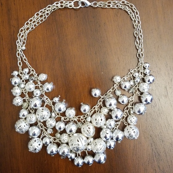 unknown Jewelry - Costume statement necklace